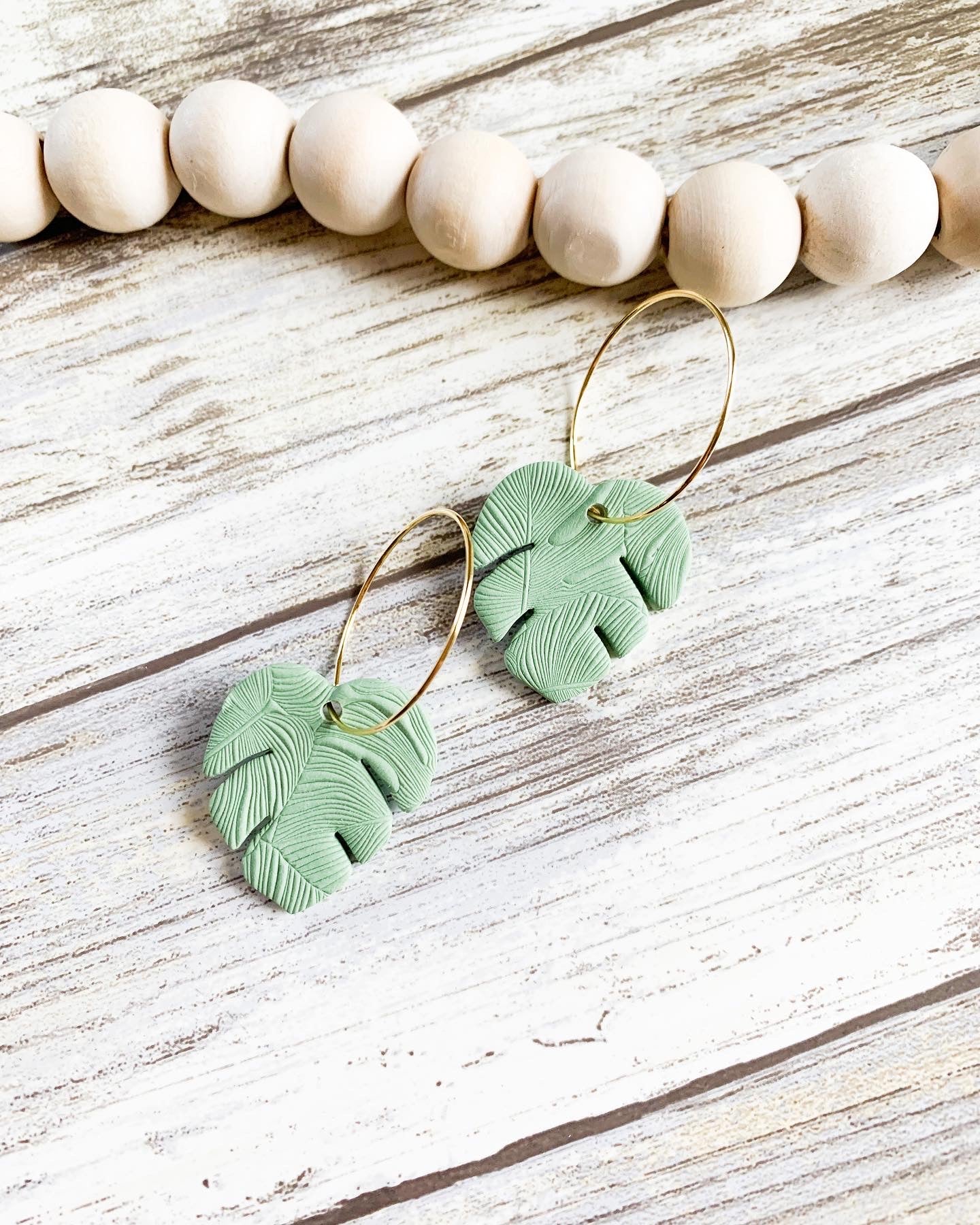 Monstera Hoops