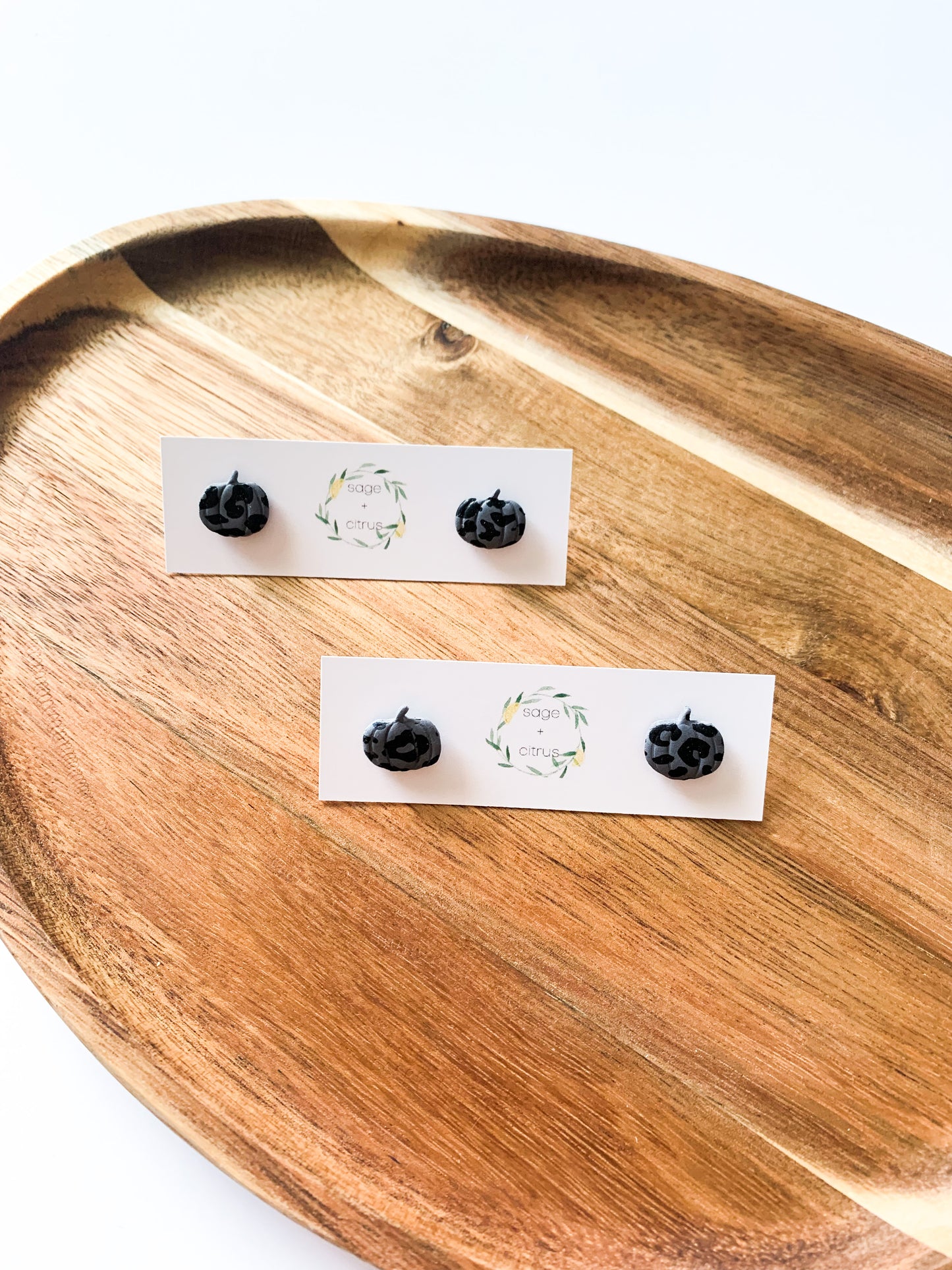 Pumpkin Studs