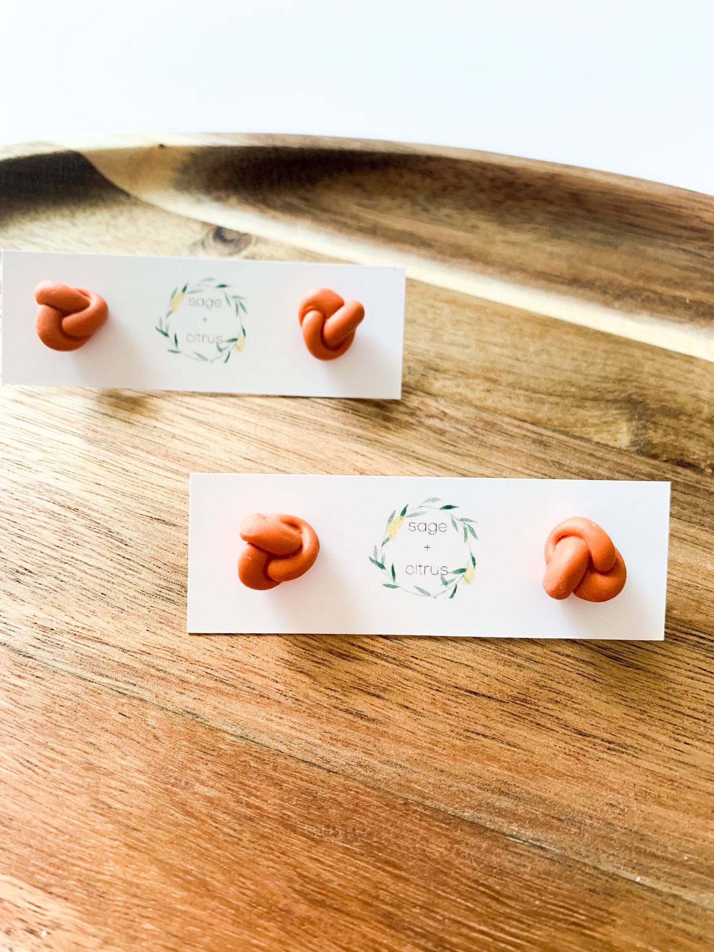 Knot Studs - Pumpkin