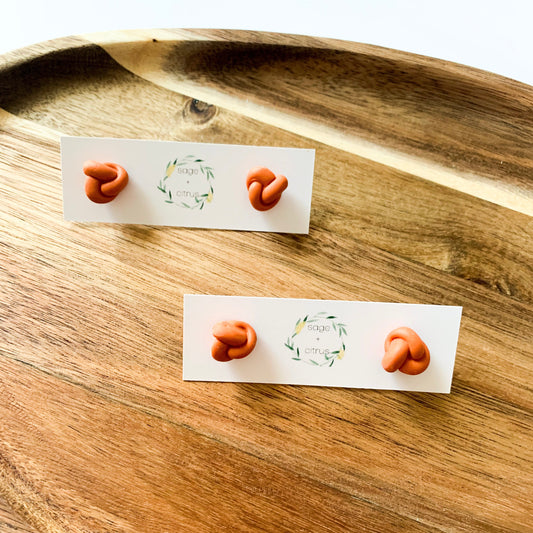 Knot Studs - Pumpkin